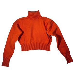 Club Monaco Sweater Size M Maximalist tomatogirl euoprean cozycore preppy